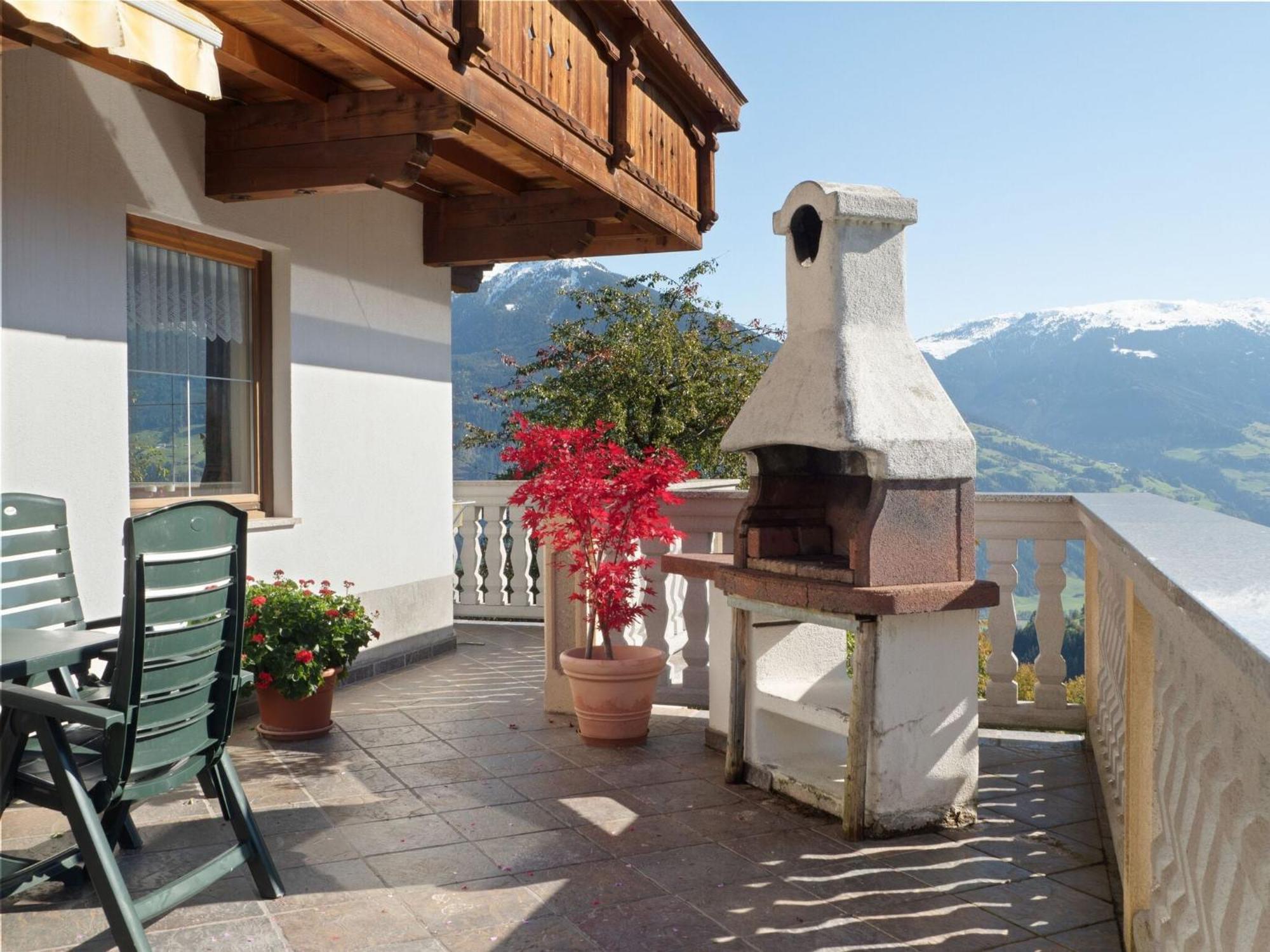 Lovely Apartment With Terrace In Fuegenberg Dış mekan fotoğraf